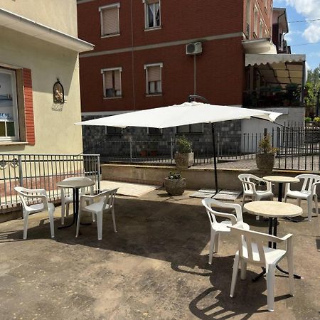 Be Me Hotel Helvetia Tabiano Terme 外观 照片